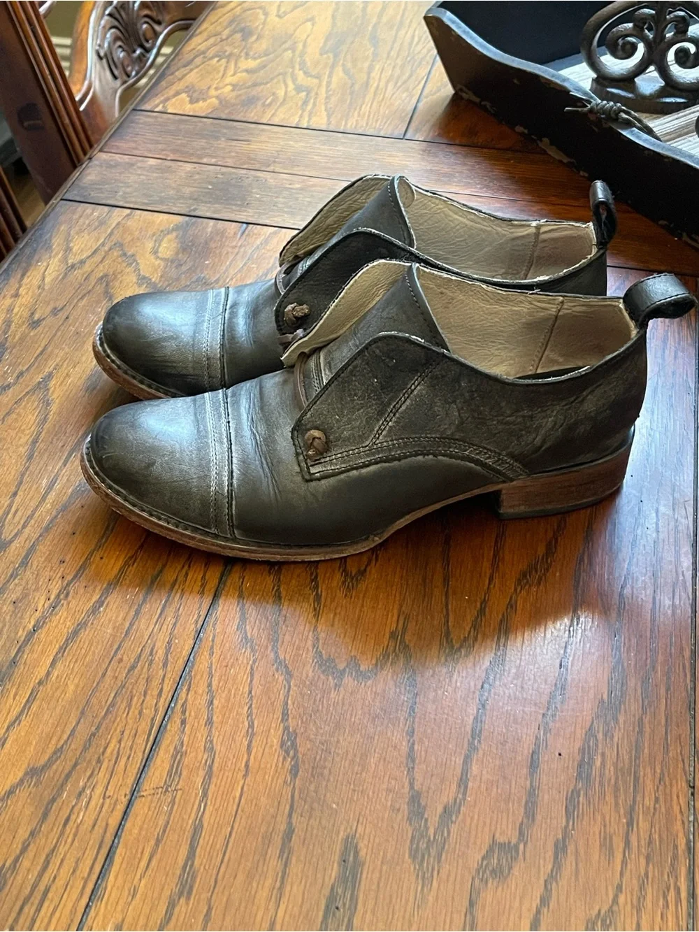 Freebird Mabel Distressed Black Leather Slip On Oxford Shoes Womens